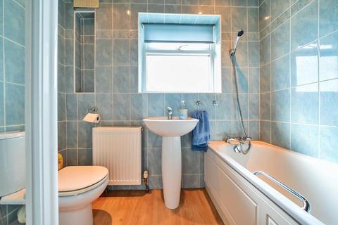 26 Vernon Drive, Stanmore, HA7 2BT