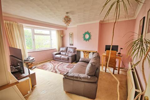 2 bedroom maisonette for sale, Cobham Road, Ware SG12