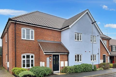 2 bedroom apartment for sale, Newbolt Close, Stowmarket, IP14