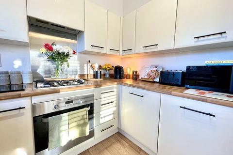 2 bedroom apartment for sale, Newbolt Close, Stowmarket, IP14