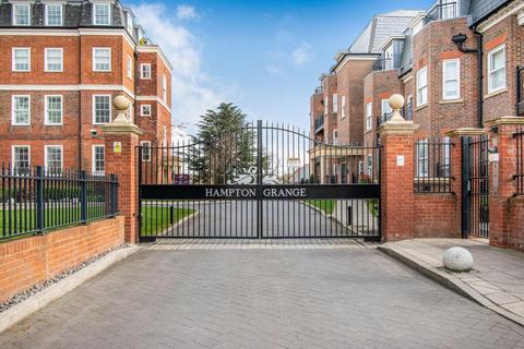 2 bedroom apartment to rent, Marian Gardens, Bromley