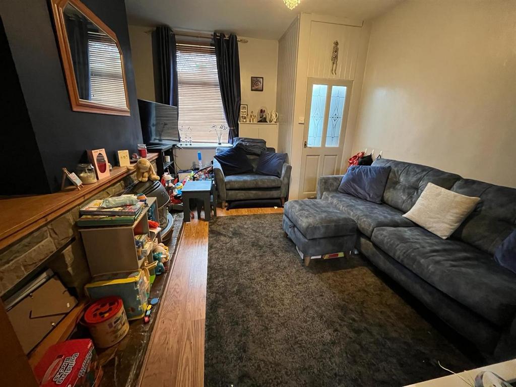 Ney Street, AshtonUnderLyne OL7 2 bed terraced house for sale £160,000