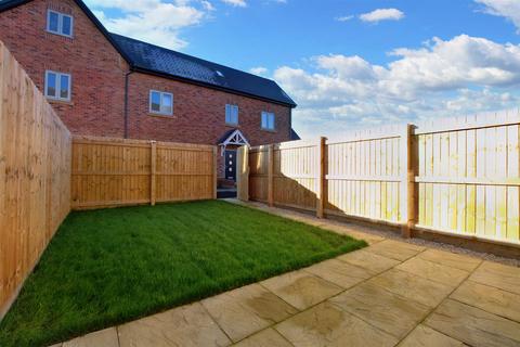 2 bedroom terraced house for sale, Briar Gate, Long Eaton