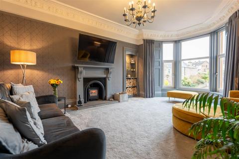 Almond Villa, 81 Glasgow Road, Perth, PH2 0PQ