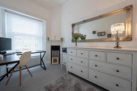 Almond Villa, 81 Glasgow Road, Perth, PH2 0PQ
