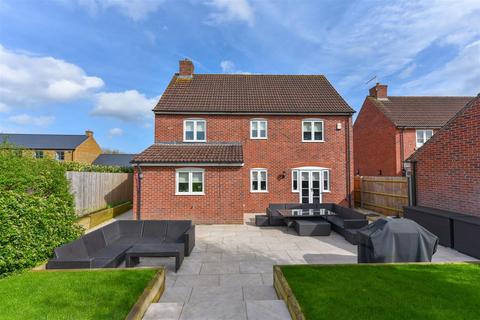 4 bedroom detached house for sale, Glebe Farm Close, Collingtree, Northampton