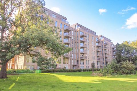 1 bedroom flat for sale, Adenmore Road, Catford, London, SE6
