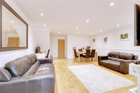345 Danbury Crescent, South Ockendon, RM15 5XD