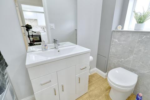 345 Danbury Crescent, South Ockendon, RM15 5XD