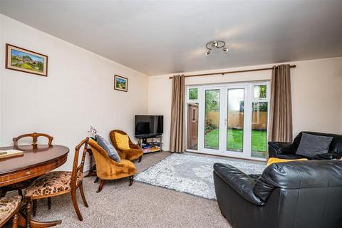3 bedroom end of terrace house for sale, Horsley Drive, Gorleston, Great Yarmouth