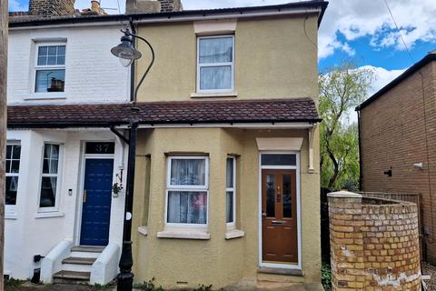2 bedroom end of terrace house for sale, Langdon Road, Rochester