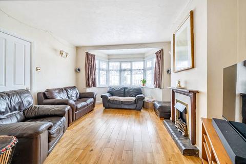 4 bedroom terraced house for sale, Westview Drive, Woodford Green IG8