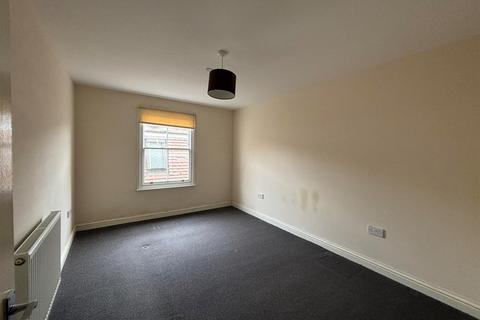 2 bedroom flat for sale, High Street, Deal, Kent