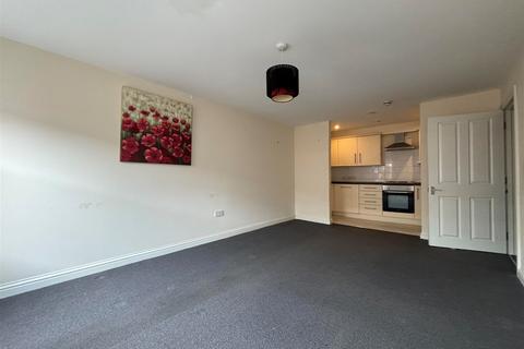 2 bedroom flat for sale, High Street, Deal, Kent