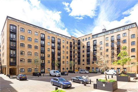 1 bedroom flat for sale, Caraway Apartments, 2 Cayenne Court, London, SE1