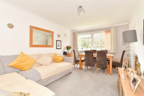 2 bedroom apartment for sale, Hillside Road, Whyteleafe, Surrey