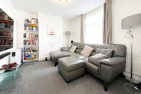 2 bedroom terraced house for sale, Frederick Place, London SE18