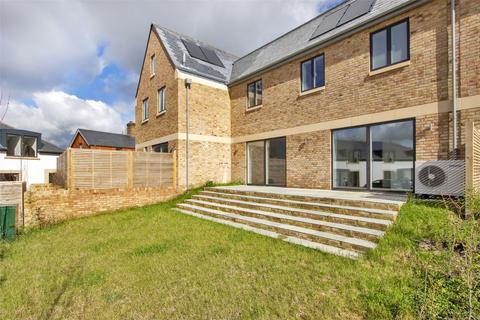 2 The Courtyard, Buxshalls Ardingly Road, Lindfield, Haywards Heath, RH16 2QY