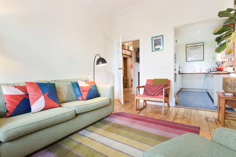 2 bedroom flat for sale, 2/3 Cambusnethan Street, Meadowbank, EH7 5UA