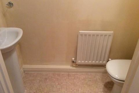 3 bedroom end of terrace house for sale, Swift Drive, Stowmarket, Suffolk, UK, IP14