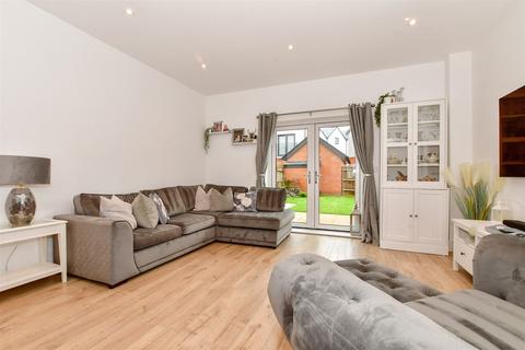 3 bedroom semi-detached house for sale, Lakeview Gardens, Chilmington Green, Ashford, Kent
