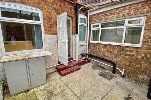 1 bedroom in a house share to rent, Montagu Street, Kettering NN16