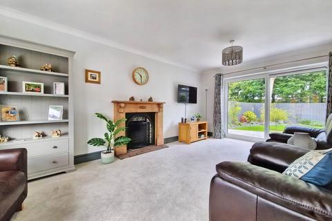 5 bedroom detached house for sale, Barn Close, Gretton, Cheltenham, Gloucestershire