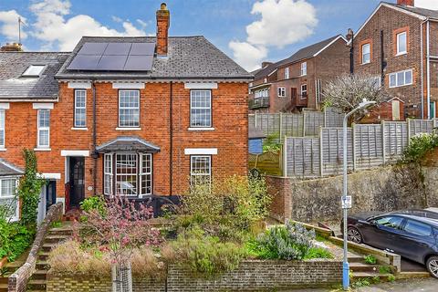 3 bedroom end of terrace house for sale, St. Mary's Road, Tonbridge, Kent