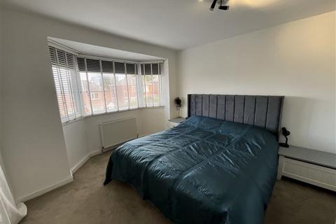 53 Handsworth Crescent, Sheffield, S9 4BN
