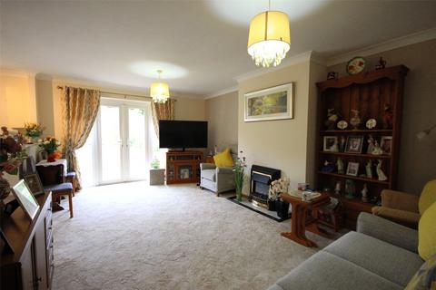 2 bedroom bungalow for sale, Paddock Close, Clapham, Bedford, Bedfordshire, MK41
