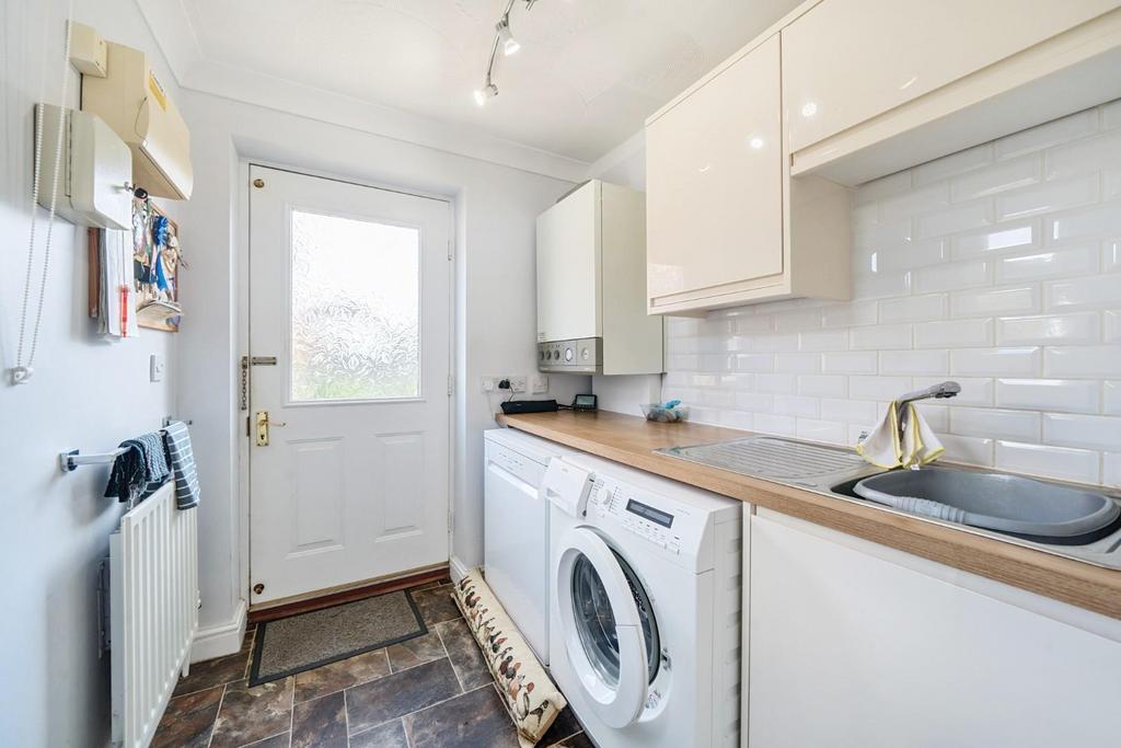 UTILITY ROOM.jpg