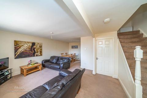 3 bedroom end of terrace house for sale, Kempthorne Gardens, Bloxwich, Walsall WS3