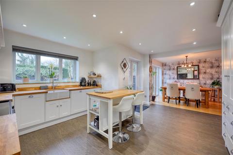 4 bedroom detached house for sale, Coopers Close, Acresford