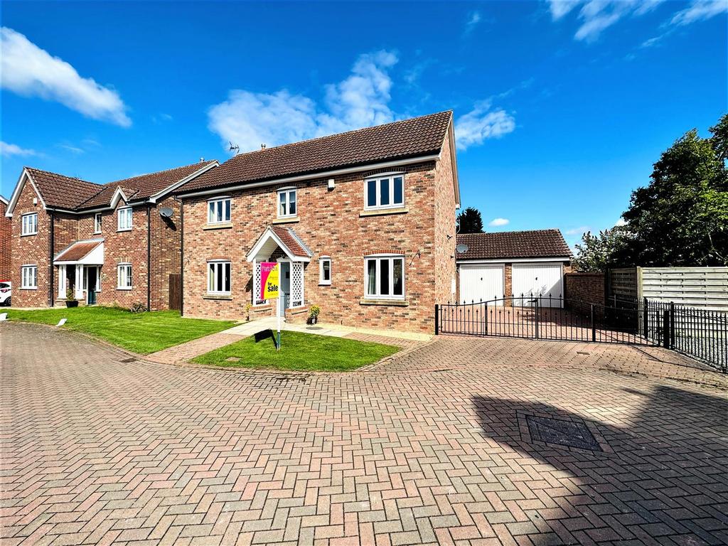 Little Orchard, Hook, Goole 4 bed detached house £325,000