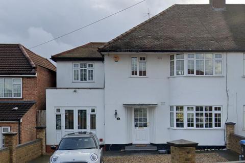 6 bedroom house to rent, Uxendon Crescent, Wembley