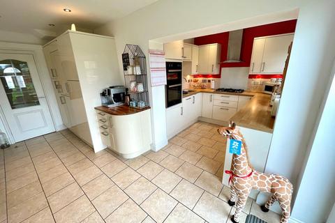 36 Belton Avenue, Wednesfield, Wolverhampton, WV11 1AW