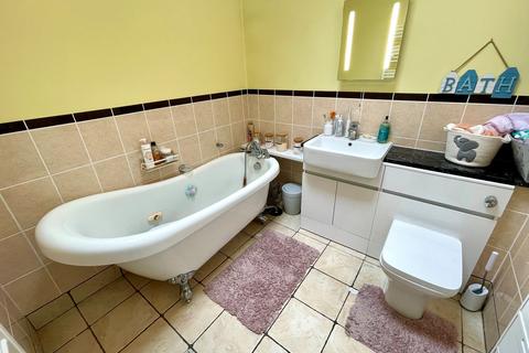 36 Belton Avenue, Wednesfield, Wolverhampton, WV11 1AW
