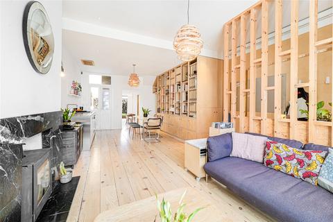 42 Epirus Road, London, SW6 7UH