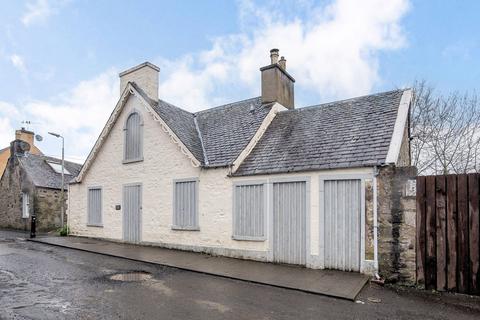 3 bedroom cottage for sale, Melville Square, Comrie PH6