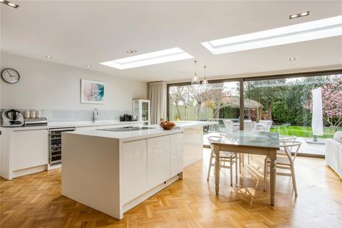 Pinewoods The Ridgeway, Oxshott, Leatherhead, KT22 0LJ