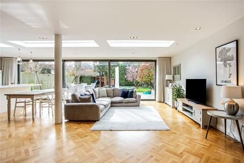 Pinewoods The Ridgeway, Oxshott, Leatherhead, KT22 0LJ