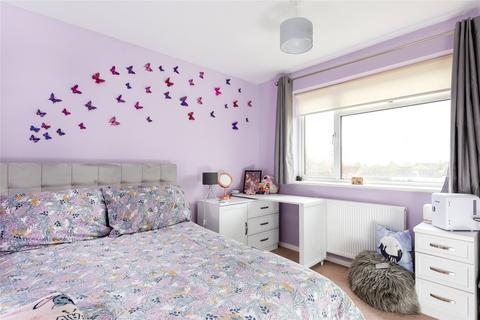 81 Dinglederry, Olney, MK46 5ET