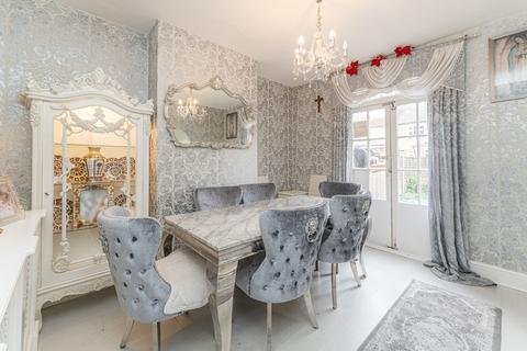 undefined, Buller Road, London