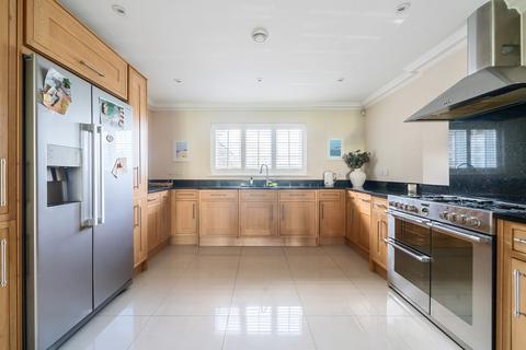 6 bedroom detached house for sale, Spoil Lane, Tongham, Farnham, Surrey, GU10