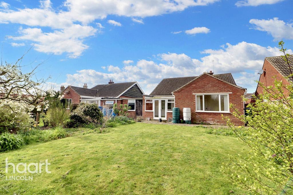 Ryland Road, Dunholme 3 bed detached house for sale £240,000