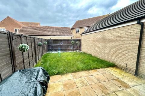 3 bedroom semi-detached house for sale, Dandelion Drive, WHITTLESEY PE7