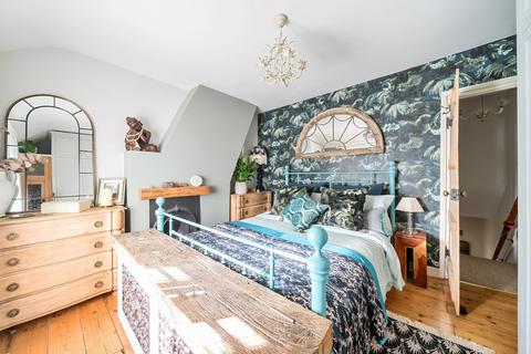 17 Hyde Close, Winchester, SO23 7DT