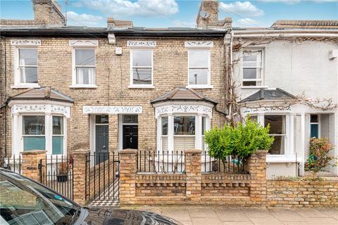 4 bedroom terraced house to rent, Coleford Road, London, SW18