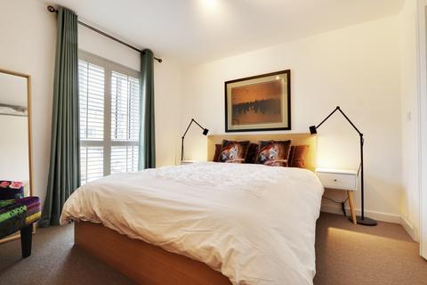 4 bedroom detached house for sale, Fairway Road, Basingstoke, Hampshire, RG24