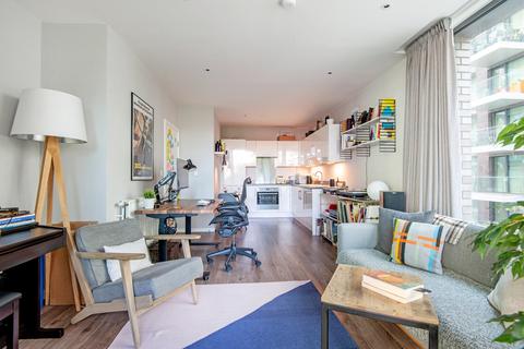 1 bedroom apartment for sale, at Catalina House, Carter Way, London E1